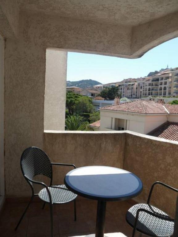 Hotel Le Rocher Calvi  Oda fotoğraf